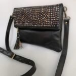 Bolso de piel Marruecos con tachuelas